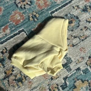 Comfrt Minimalist Paw Hoodie Buttercream Size XS NEW